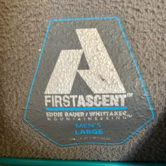 Eddie Bauer cloud layer fleece L bundle (2) - Picture 4 of 4